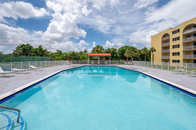 6980 NW 186th Street 3128A, Hialeah, FL 33015