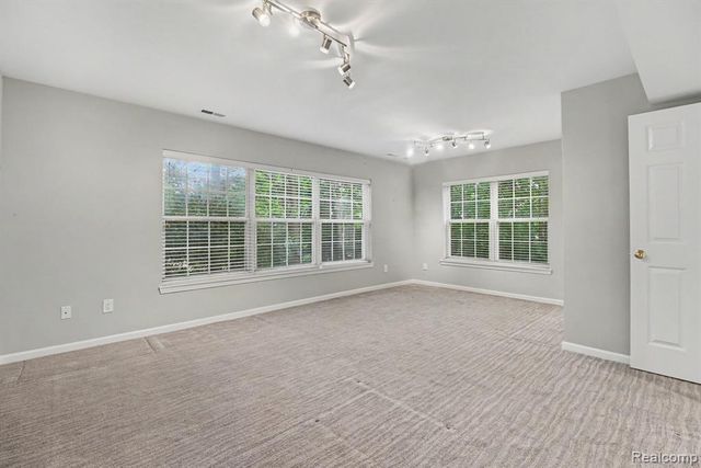 6573 Summit Ridge, Clarkston, MI 48346