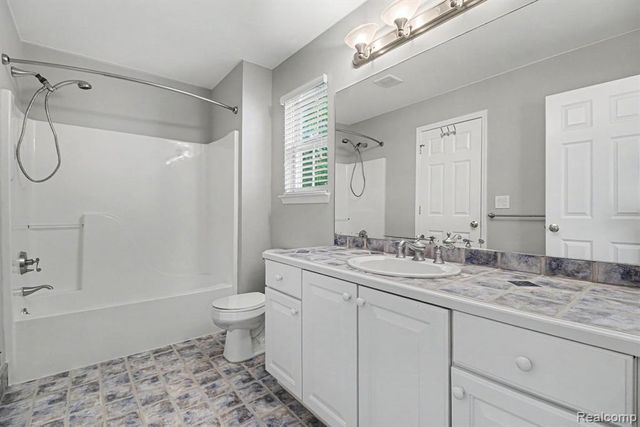 6573 Summit Ridge, Clarkston, MI 48346