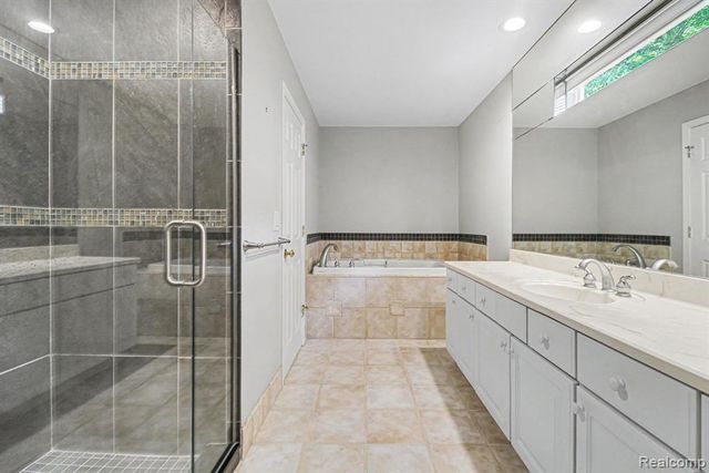 6573 Summit Ridge, Clarkston, MI 48346