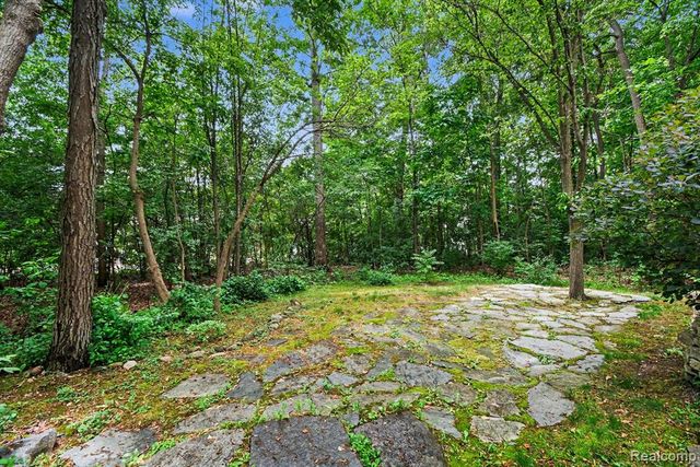 6573 Summit Ridge, Clarkston, MI 48346