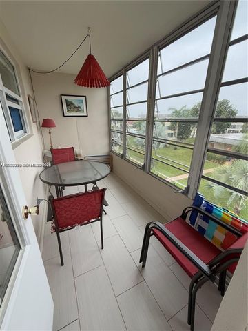4441 NW 16th St J308, Lauderhill, FL 33313