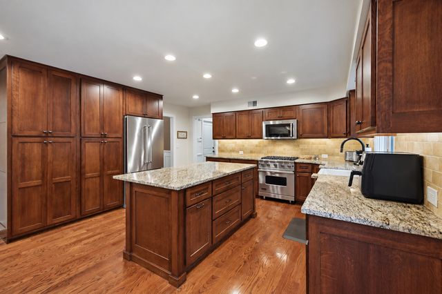 9614 Partridge Lane, Lakewood, IL 60014