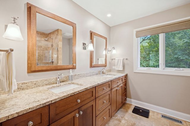 9614 Partridge Lane, Lakewood, IL 60014