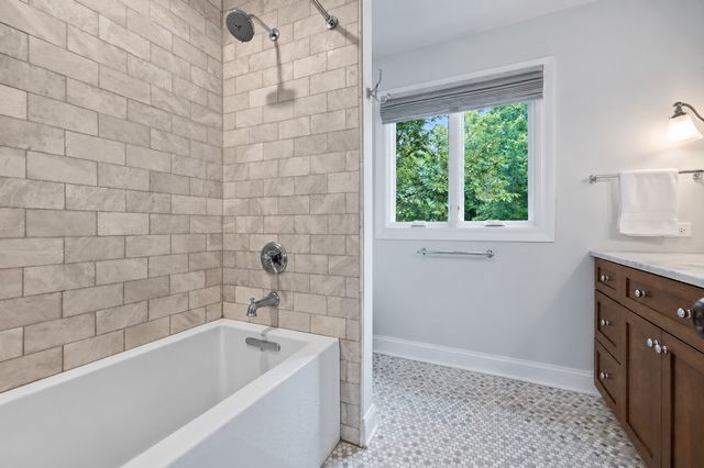 9614 Partridge Lane, Lakewood, IL 60014