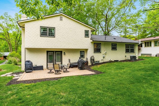 2792 Stratford Drive, Columbus, OH 43220