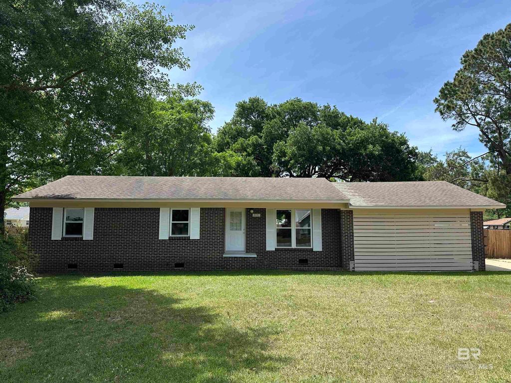 3093 N Alabama Street, Loxley, AL 36551