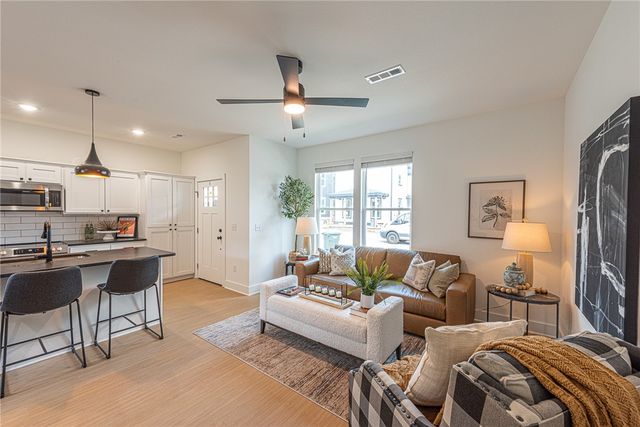 3190 W Salida Lane, Fayetteville, AR 72704