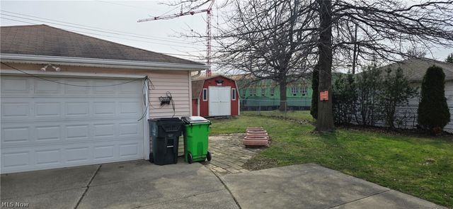 24780 Picone Lane, Bedford Heights, OH 44146