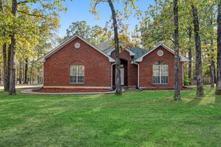 700 Hidden Lake Drive, Powderly, TX 75473