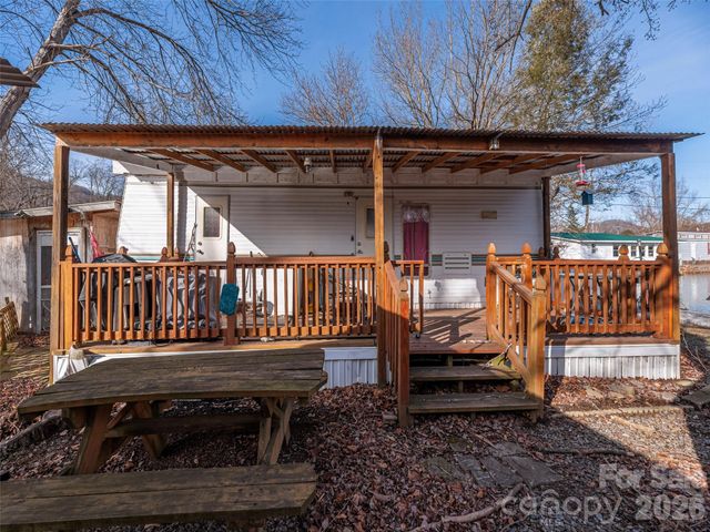 24 Aqua Vista Loop, Waynesville, NC 28785