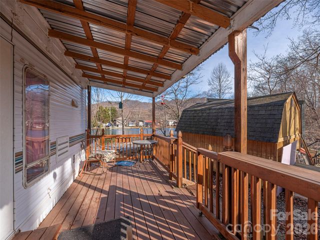 24 Aqua Vista Loop, Waynesville, NC 28785