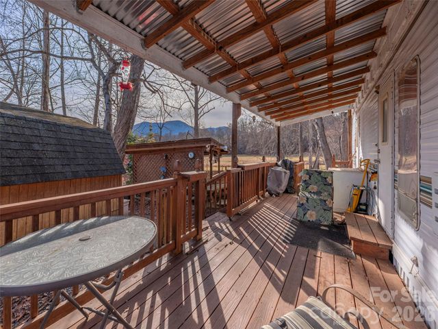 24 Aqua Vista Loop, Waynesville, NC 28785