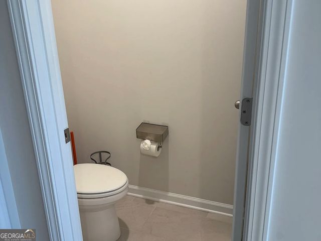 1177 Sunny Lake Drive, Lawrenceville, GA 30043