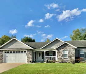 57115 White Pine Trail, South Bend, IN 46619