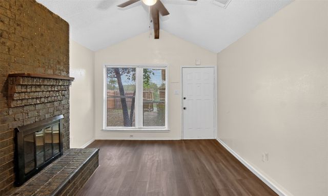 2807 Woodmont Trail, Fort Worth, TX 76133