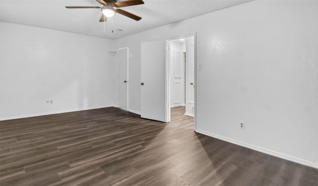 2807 Woodmont Trail, Fort Worth, TX 76133