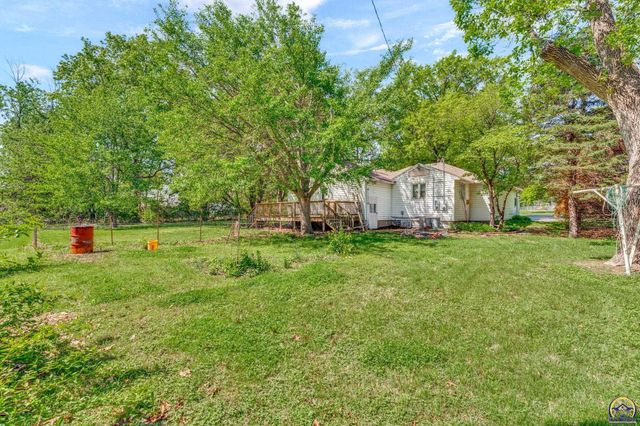 2008 SW Broadview DR, Topeka, KS 66615