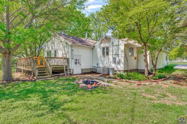 2008 SW Broadview DR, Topeka, KS 66615