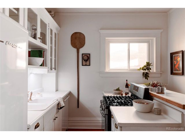 950 N Ogden St 1, Denver, CO 80218