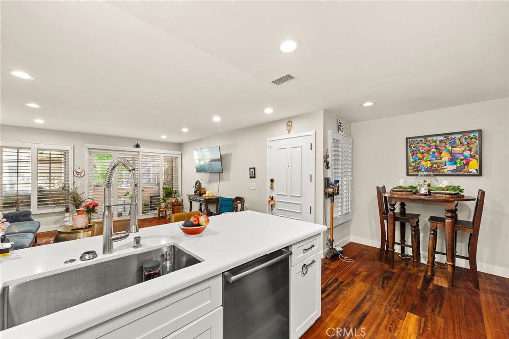 3860 Amberly Dr F, Inglewood, CA 90305 — photo 4
