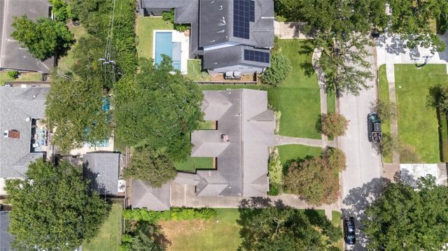 5006 Yarwell Drive, Houston, TX 77096