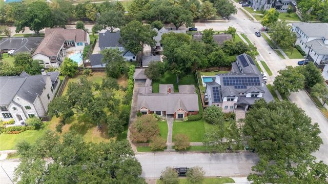 5006 Yarwell Drive, Houston, TX 77096