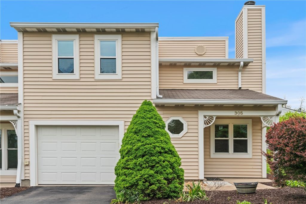 305 Squire Cir, Brighton Heights, PA 15212