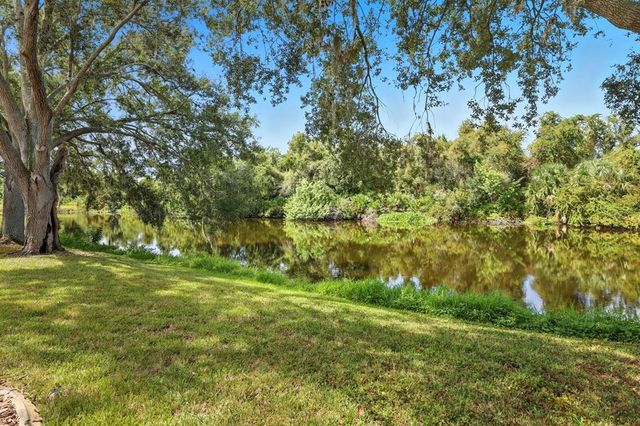7424 EATON COURT, University Park, FL 34201