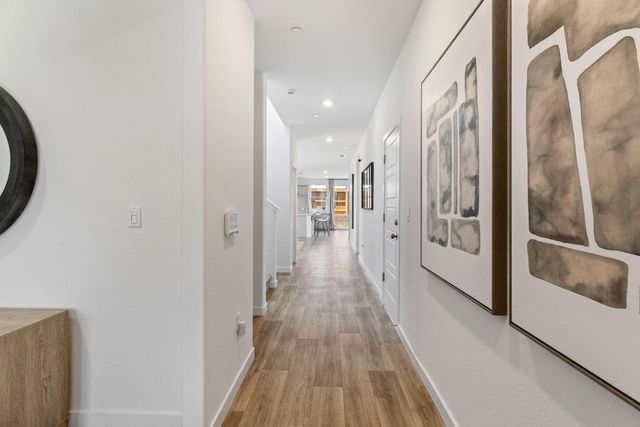 966 Deerhorn Drive W, Madera, CA 93636