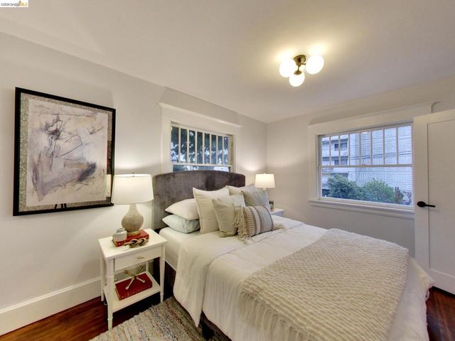 2934 E 23rd St, Oakland, CA 94601