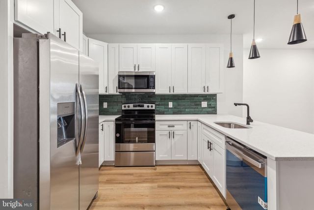 417 W CUMBERLAND ST, Philadelphia, PA 19133