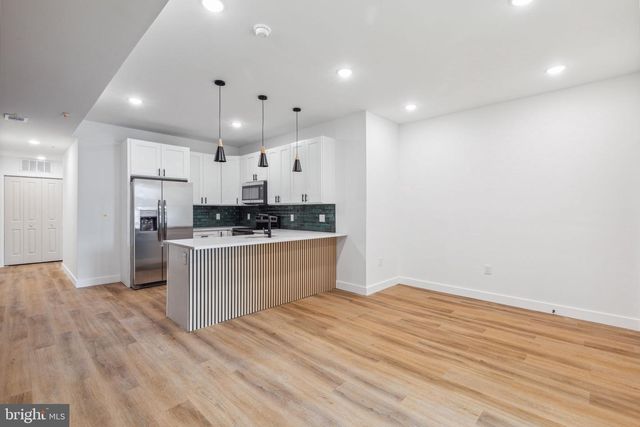 417 W CUMBERLAND ST, Philadelphia, PA 19133