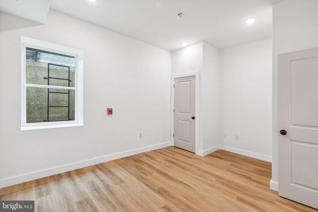 417 W CUMBERLAND ST, Philadelphia, PA 19133