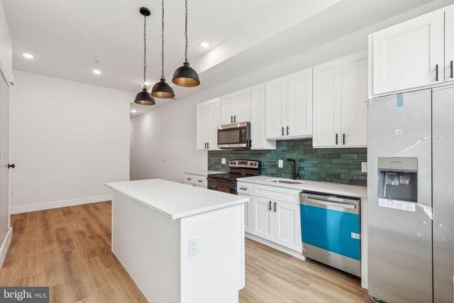 417 W CUMBERLAND ST, Philadelphia, PA 19133