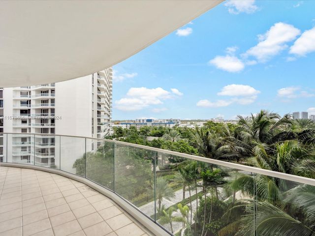 2800 Island Boulevard 702, Aventura, FL 33160