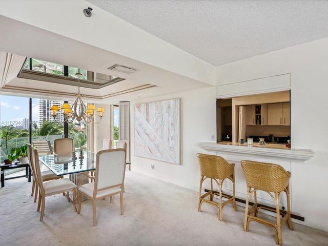 2800 Island Boulevard 702, Aventura, FL 33160