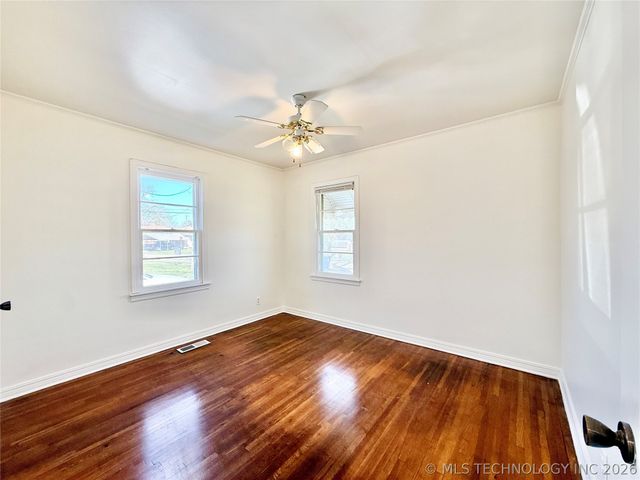 3903 W 41st Place, Tulsa, OK 74107