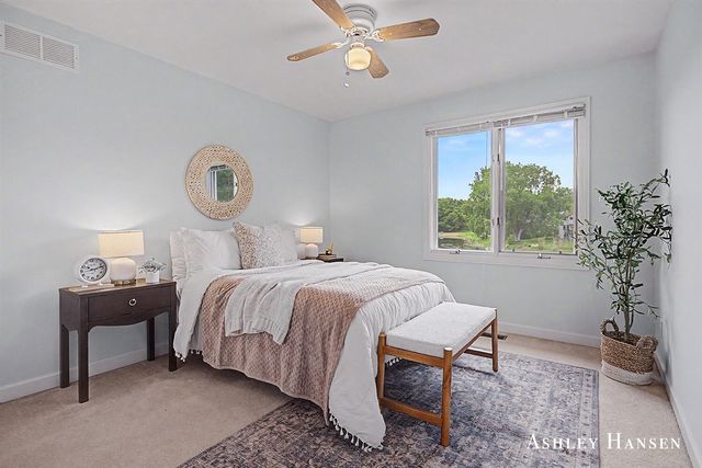 7260 Loma Linda Drive, Rockford, MI 49341
