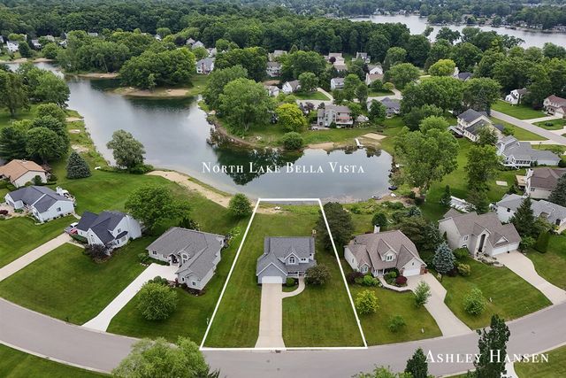 7260 Loma Linda Drive, Rockford, MI 49341
