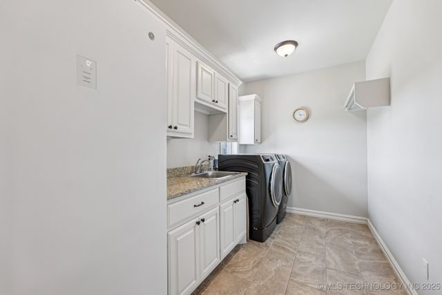 1956 E 172nd Street S, Mounds, OK 74047