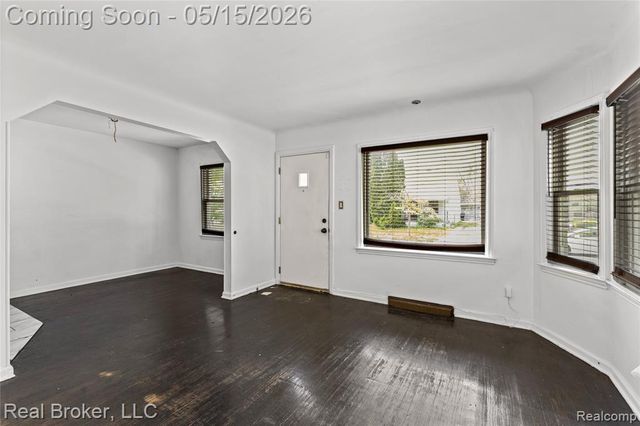 17486 Maine Street, Hamtramck, MI 48212