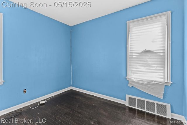 17486 Maine Street, Hamtramck, MI 48212