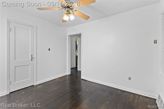 17486 Maine Street, Hamtramck, MI 48212