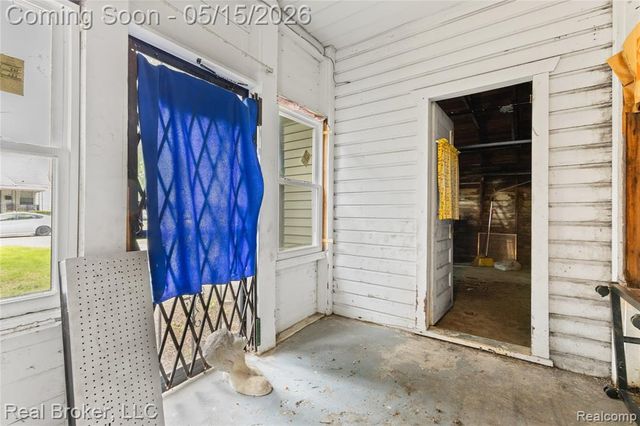 17486 Maine Street, Hamtramck, MI 48212