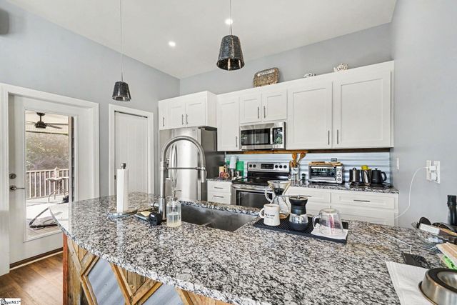364 Buck Creek Road, Chesnee, SC 29323
