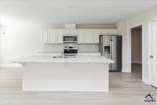 128 Rocky Road, Perry, GA 31069