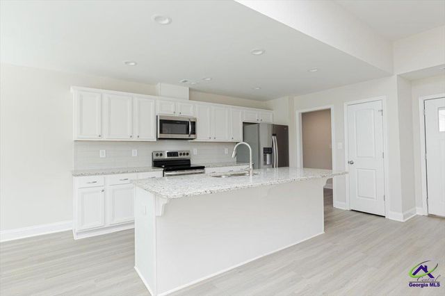128 Rocky Road, Perry, GA 31069