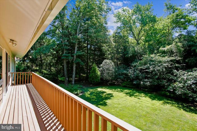 8308 LILLY STONE DR, Bethesda, MD 20817