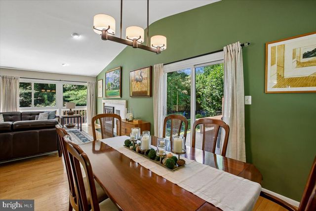 8308 LILLY STONE DR, Bethesda, MD 20817